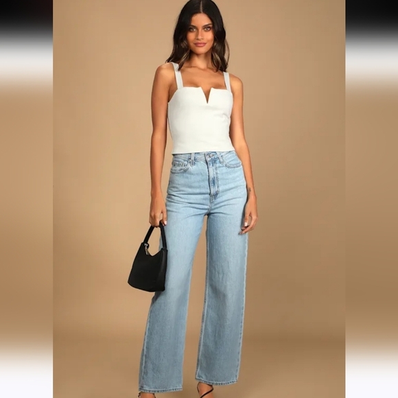 CLOUD Ten White Notched Cropped Bustier Tank Top. Size Small - Picture 6 of 16